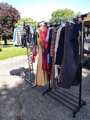 Large Yard Sale photo