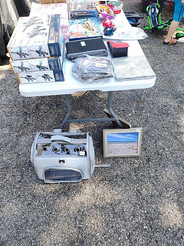 Large Yard Sale photo