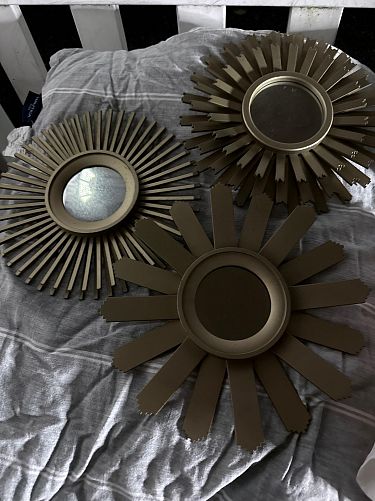 Yard Sale - Venta photo