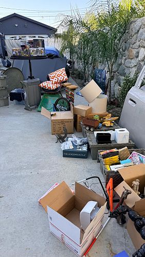 Albert’s Yard Sale photo