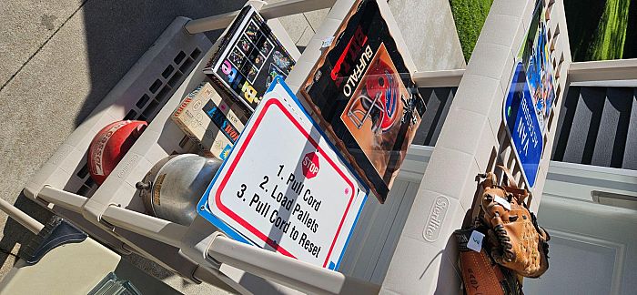 Garage/Yard Sale photo