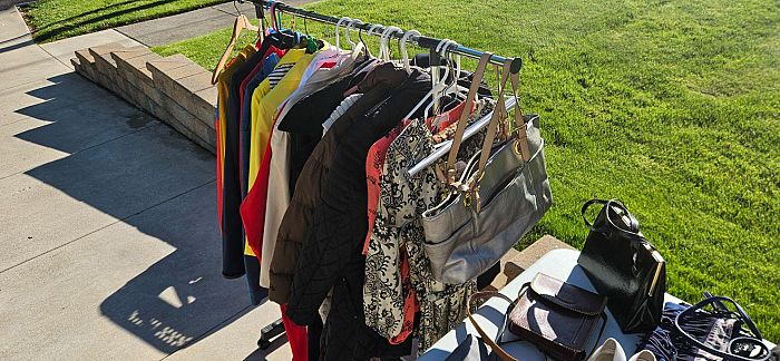 Garage/Yard Sale photo