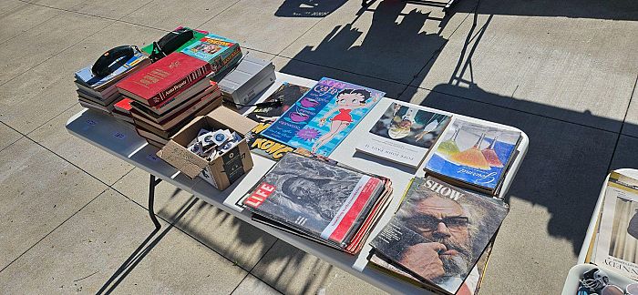 Garage/Yard Sale photo
