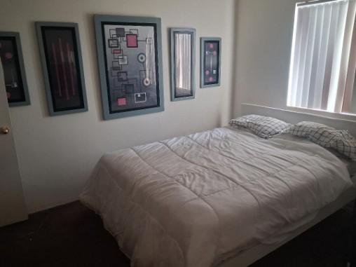 Moving Must sell photo