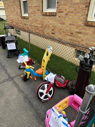 Multi family garage sale photo