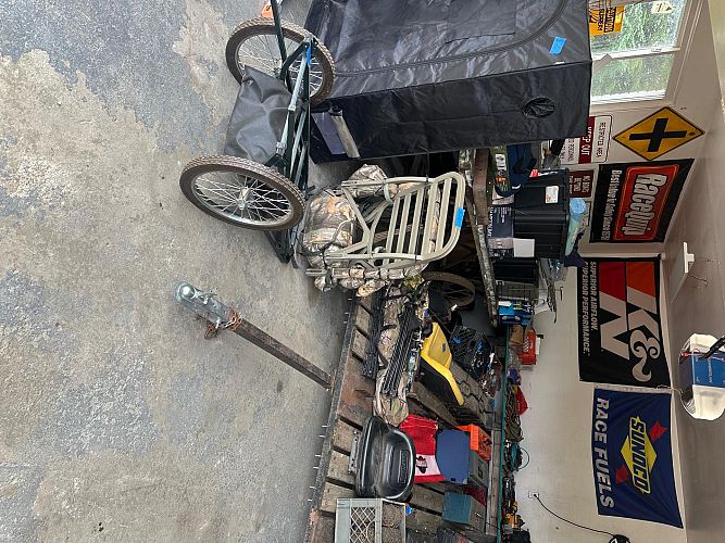 Garage sale photo