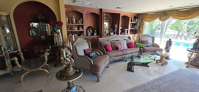 Antiques, Jewelry, Household, furniture. photo