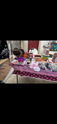 Yard sale photo
