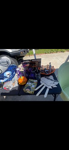 Yard sale photo