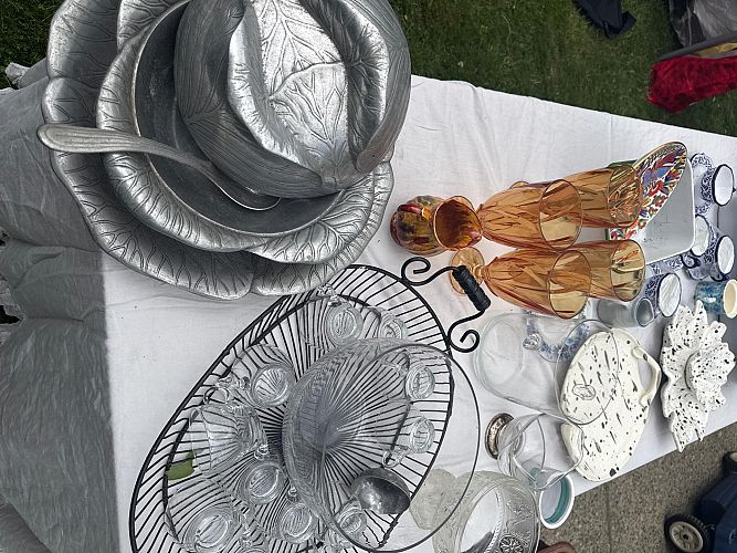 Spring Yard Sale Extravaganza photo