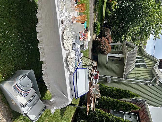 Spring Yard Sale Extravaganza photo