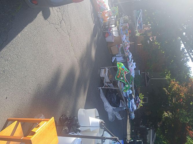 YARD SALE photo