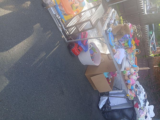 YARD SALE photo