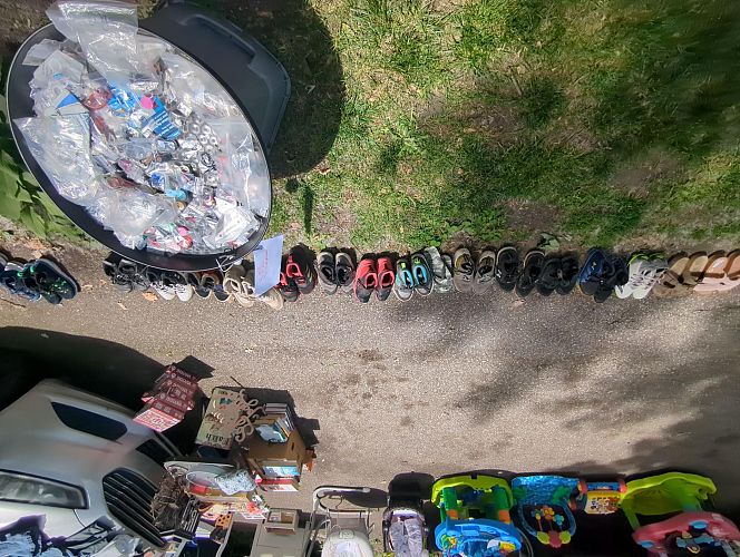 Yard sale photo