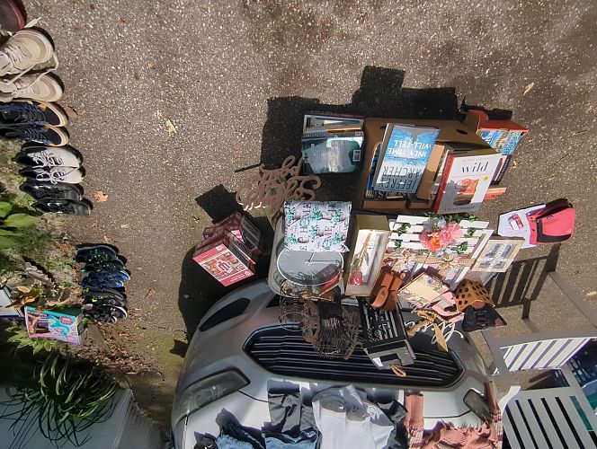 Yard sale photo