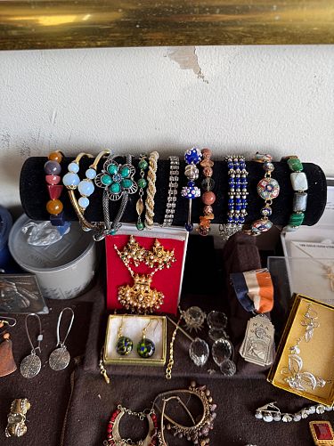 "BIG" Garage Tag Sale Lots of Collectables & Antiques Something for ALL photo