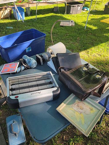 Huge Garage/Yard Sale photo