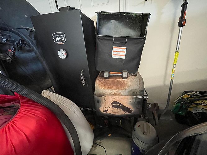Multi-Family Garage Sale photo