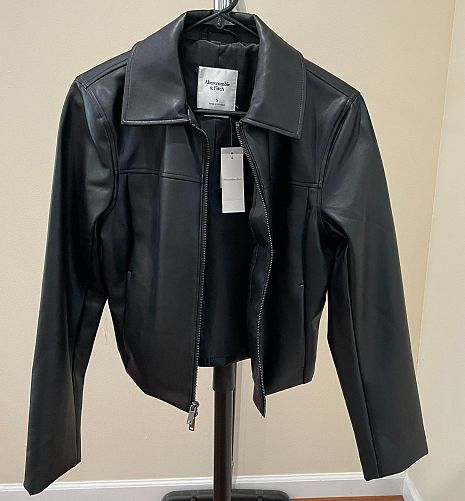 Teen Clothes, Shoes & Accessories – Everything Must Go! photo