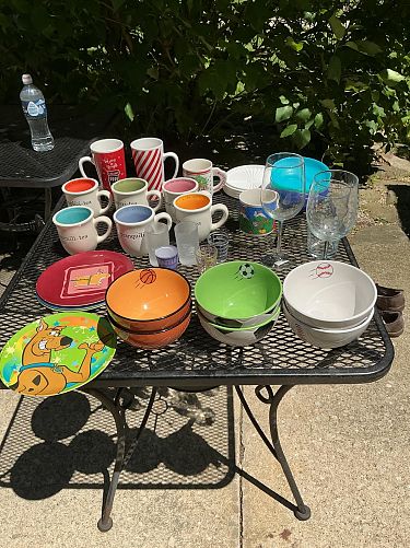 GARAGE SALE photo