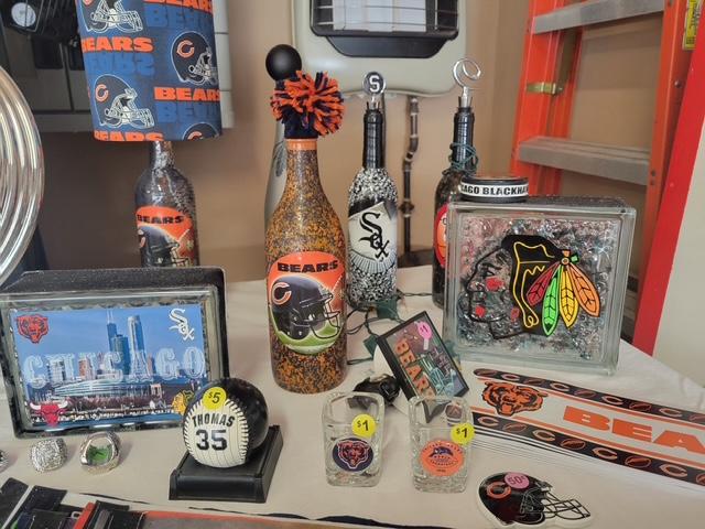 SPORTS MEMORABILLA photo