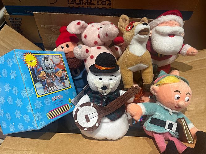 Huge yard sale photo