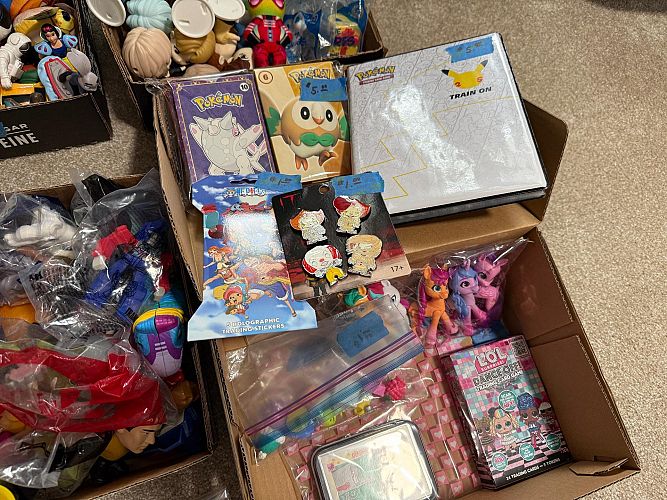 Multi-Family Yard Sale / Rummage Sale photo