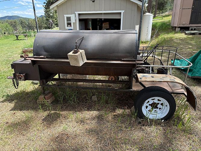 YARD SALE - INDIAN HILLS photo