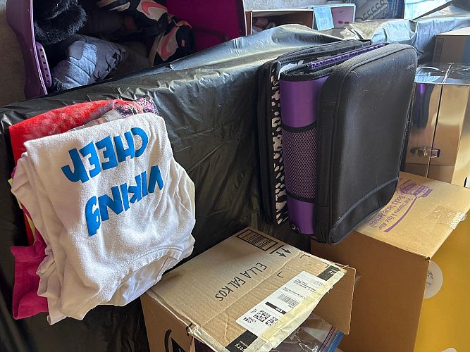 Mill Creek Garage Sale photo