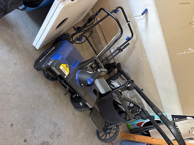 Mill Creek Garage Sale photo