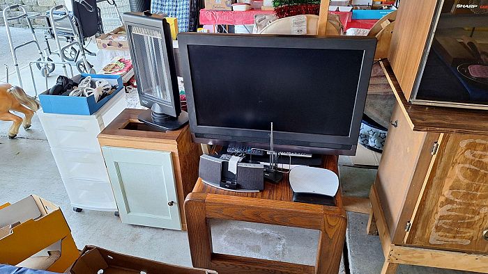 BIG Garage Sale - Brooklyn - Thu Fri Sat Sun 9-5 photo