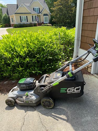 INCREDIBLE YARD SALE!! photo