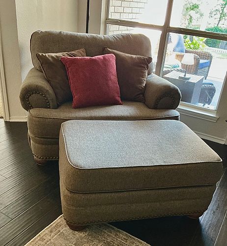 Moving sale photo