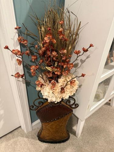 HUGE Moving Sale Absolutely HUGE Lots of GREAT Furniture and Home Decor Clothing photo