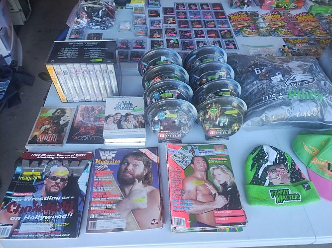 Garage Sale/ Yard Sale photo