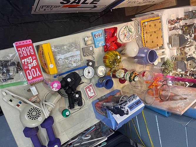 Garage sale photo