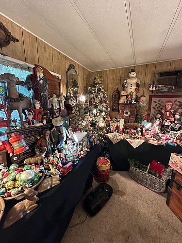 Summertime Vintage Christmas and Holiday Estate Sale photo
