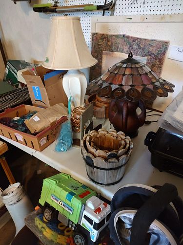 Huge accumulation of stuff photo