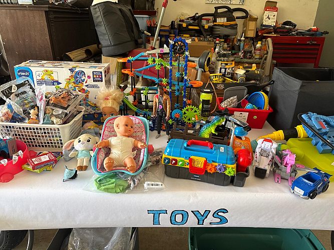 Yard sale photo