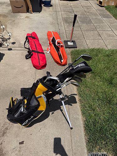 Huge multi family garage sale! photo