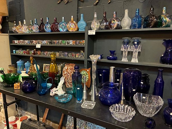 Barn Sale - Delaware- Fri+Sat photo
