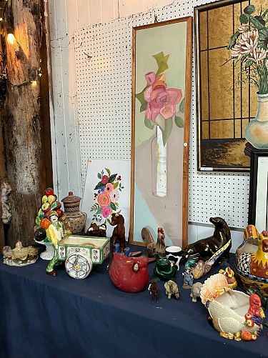 Waldo's Antiques & Junque Antique Sale photo