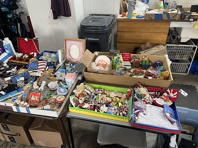 6 Family Garage Sale photo
