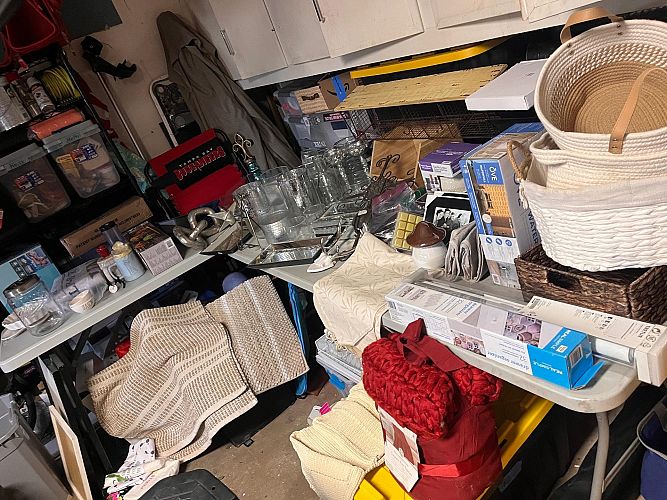 Multi family yard sale Carrollwood 6/6 photo