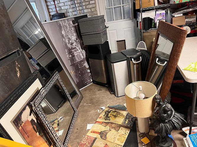 Multi family yard sale Carrollwood 6/6 photo