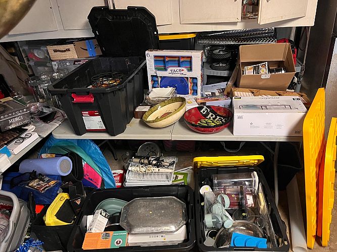 Multi family yard sale Carrollwood 6/6 photo