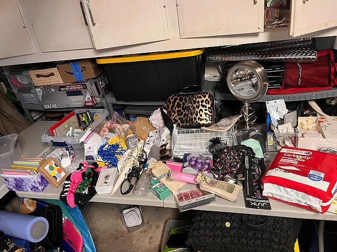 Multi family yard sale Carrollwood 6/6 photo