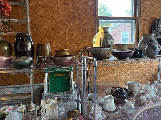 Garage sale photo