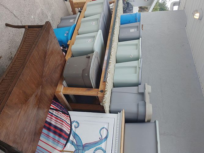 Hey there all my yard sale divas!!!! photo