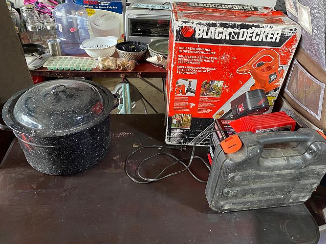 Multi Family Garage Sale photo